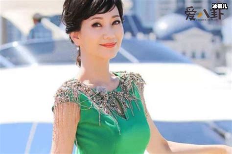 赵雅芝曾经遭遇家暴 带着孩子嫁给二婚老公