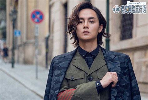 尹正结婚了吗结婚照被曝光 尹正澄清结婚谣言自曝女神
