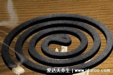 点蚊香睡觉有什么害处,三大危害(长时间吸入会导致神经中毒)